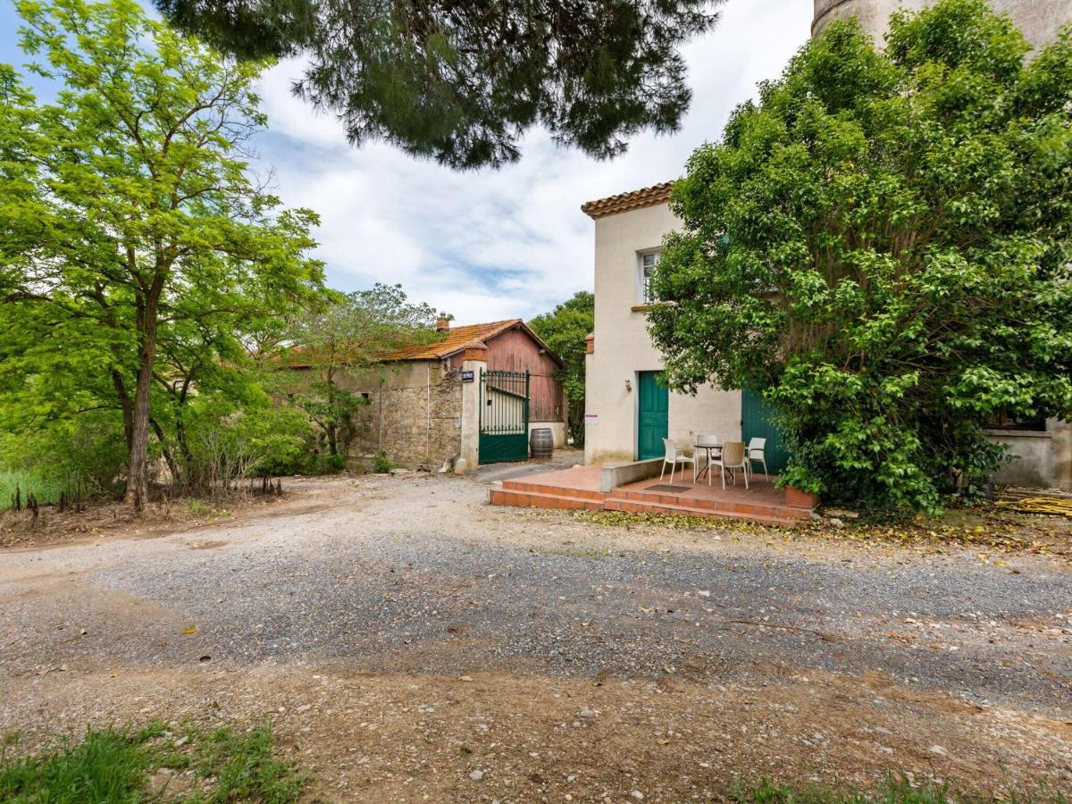 Apartment With Pool Amid Vineyards And Near The Beach Мезе Экстерьер фото