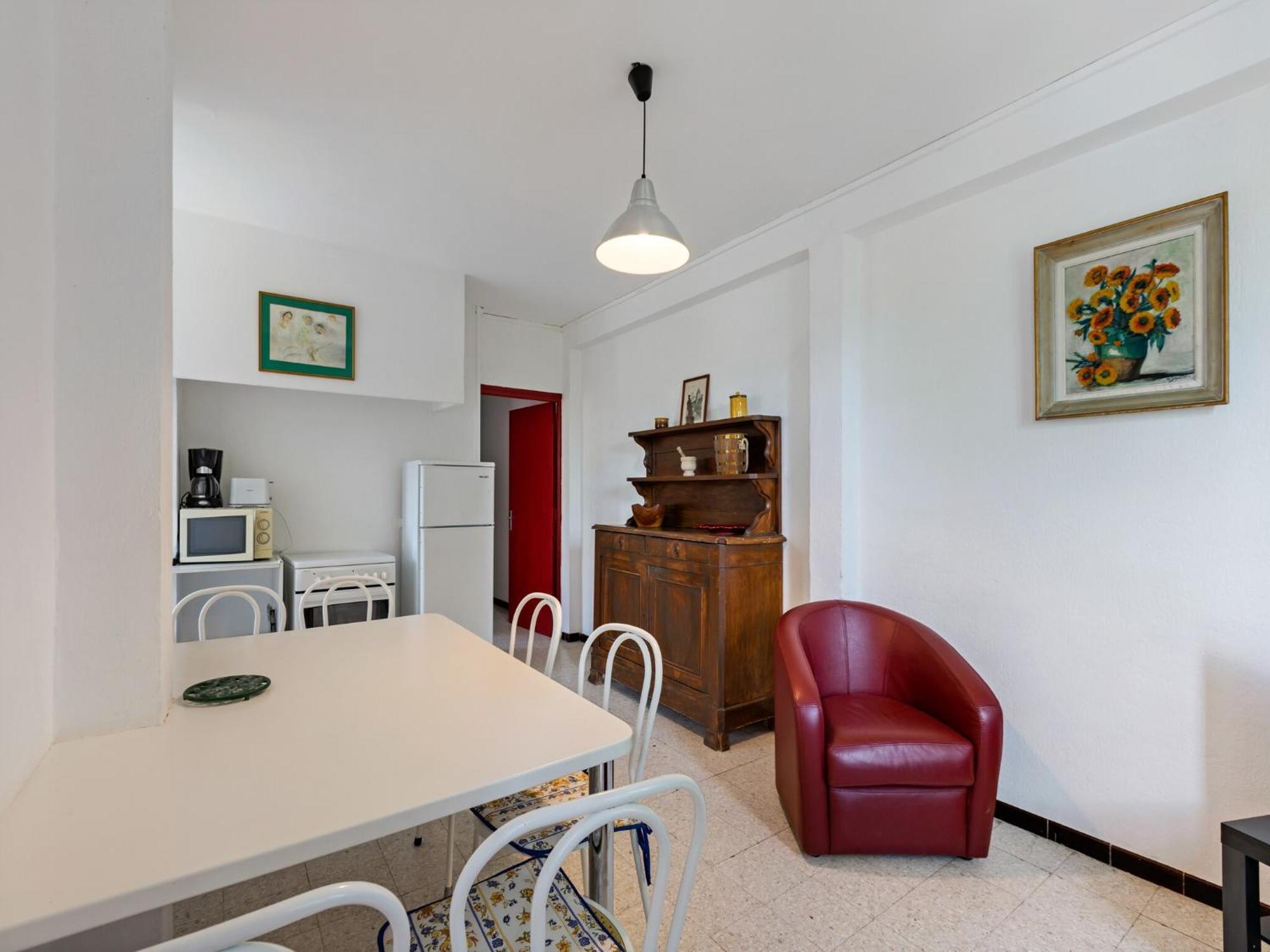 Apartment With Pool Amid Vineyards And Near The Beach Мезе Экстерьер фото